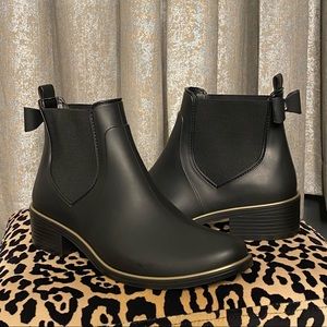 Kate spade black ankle rain boot